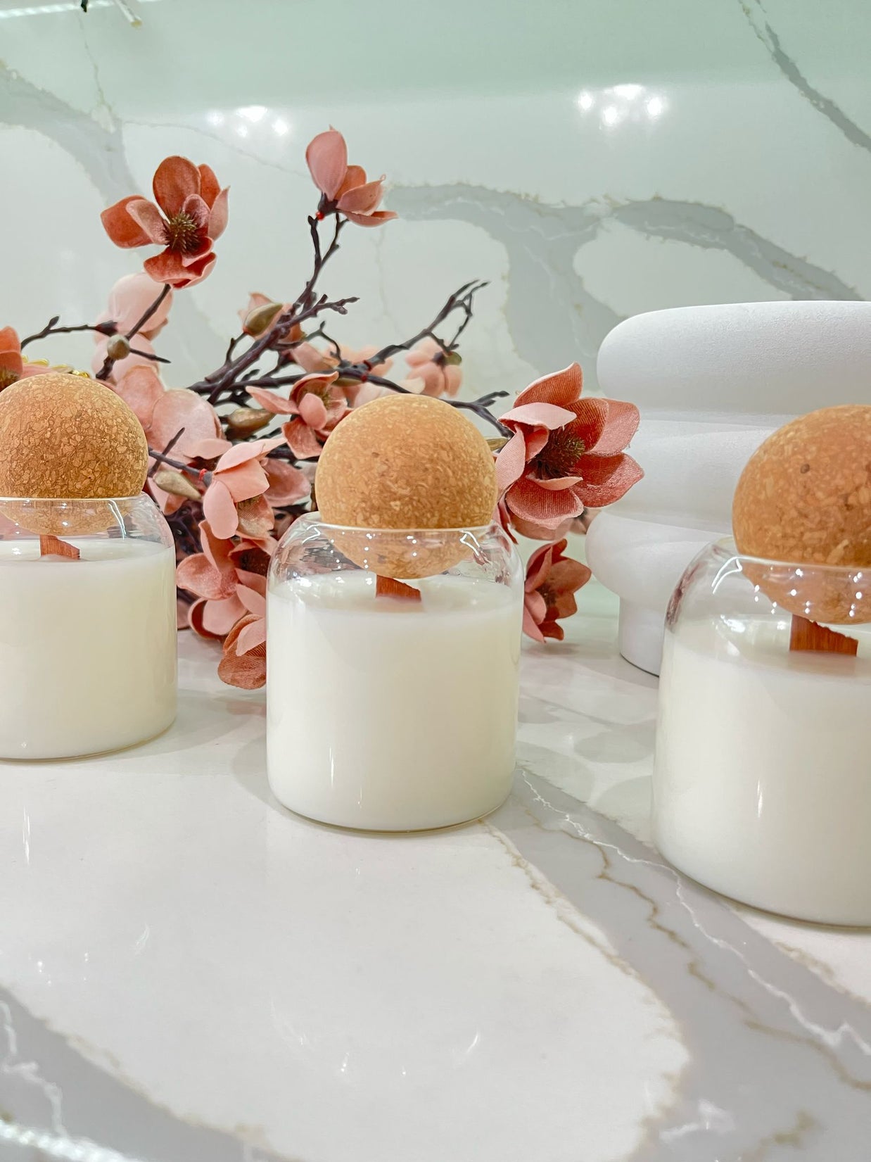 Cashmere Amber The Candle